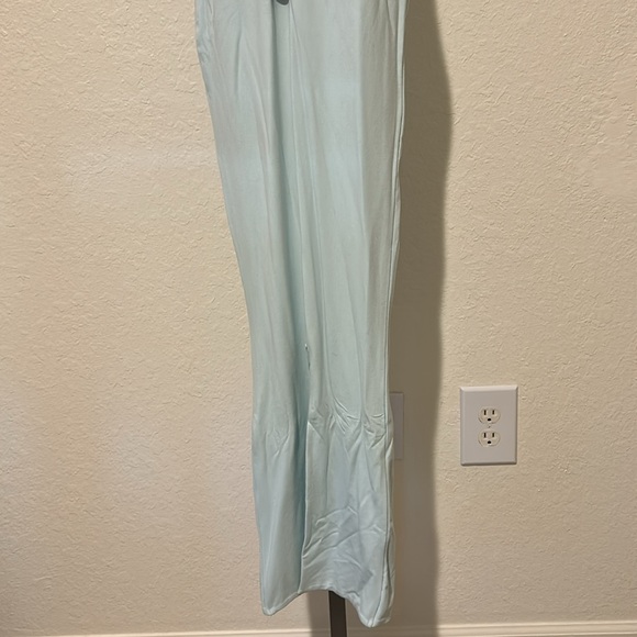 Elegant Light Blue Backless Dress - Picture 11 of 11